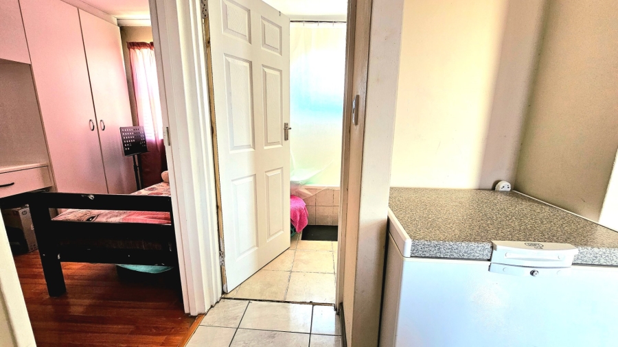 2 Bedroom Property for Sale in Strandfontein Village Western Cape